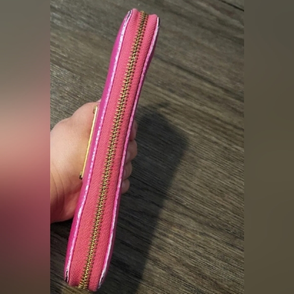 MARC BY MARC JACOBS gold and pink/Fuisha color Leather Wallet - Picture 12 of 16